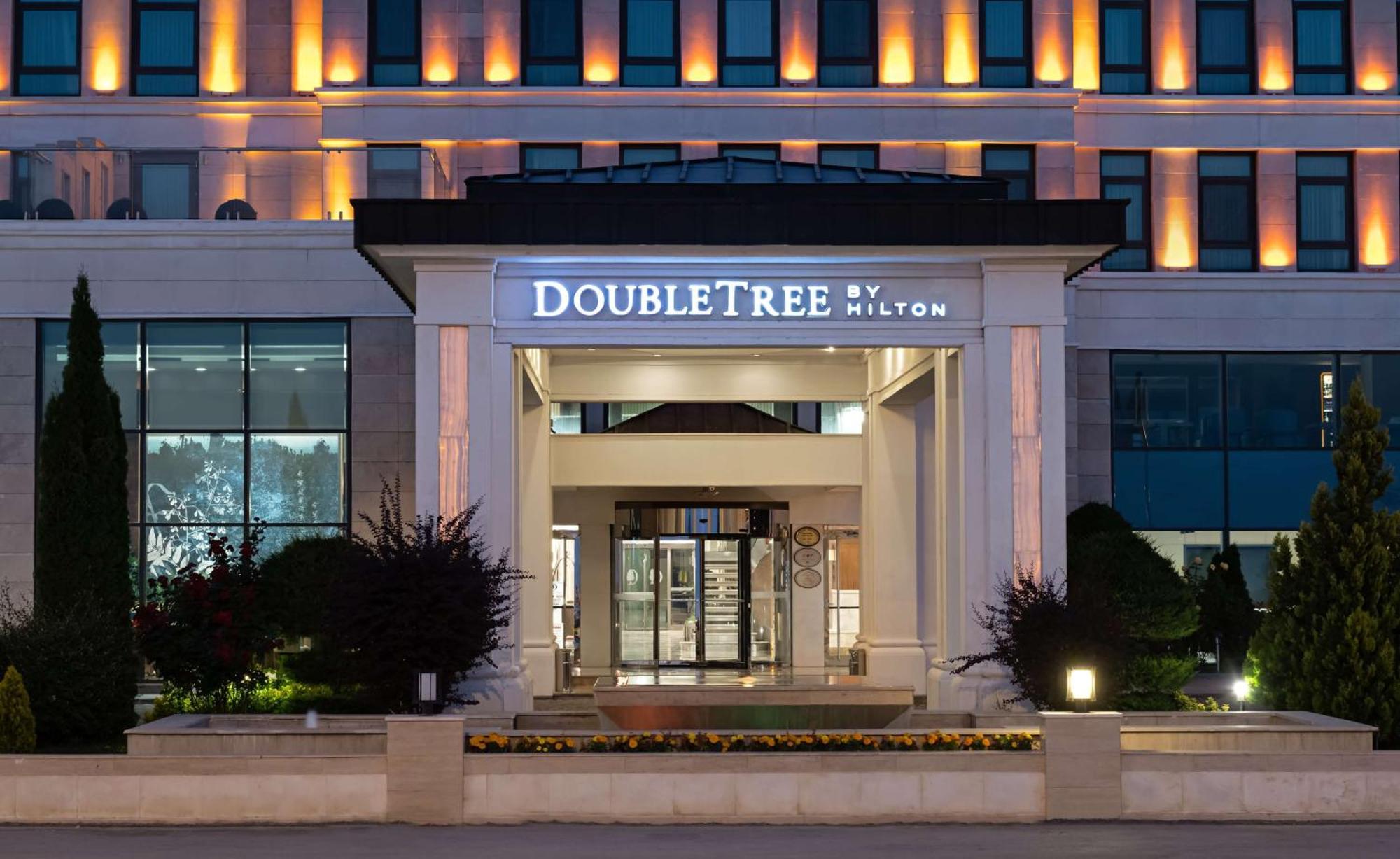 Doubletree By Hilton Van Eksteriør bilde