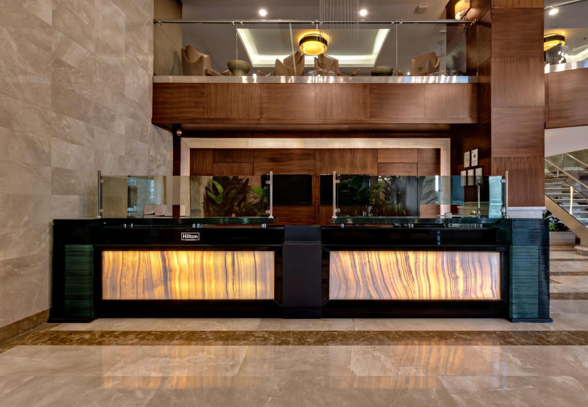 Doubletree By Hilton Van Eksteriør bilde